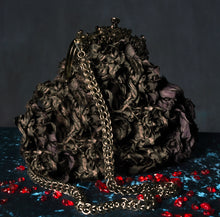 Cargar imagen en el visor de la galería, The Hypnotic Secret Handbag