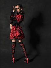 Cargar imagen en el visor de la galería, The Garden of Secrets Skirt