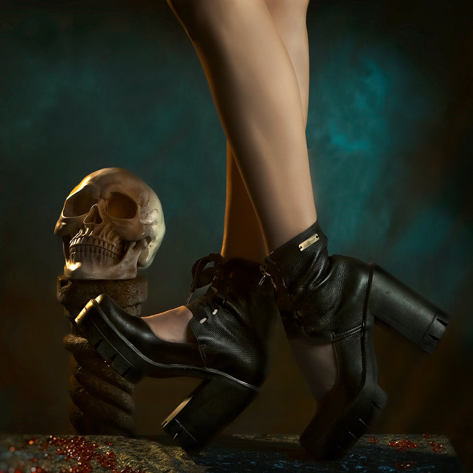 Black ribbon shoes